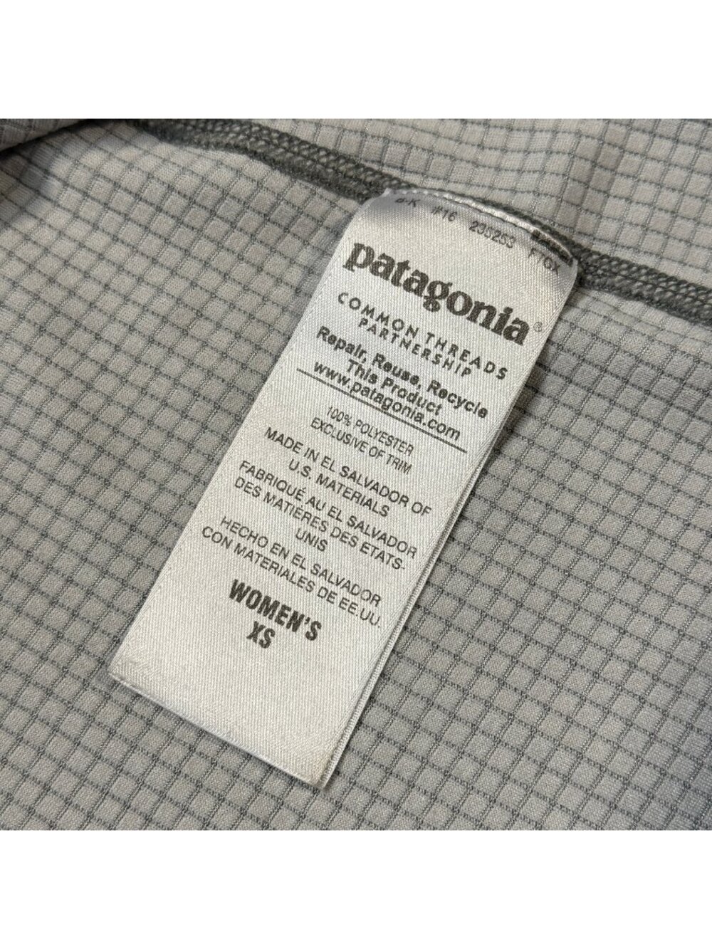 Patagonia Women's Capilene Midweight Zip-Neck Pullover - Light Grey - Picture 5 of 8